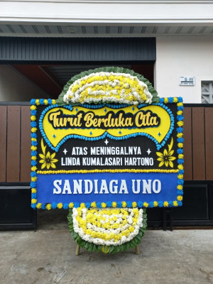 Papan Bunga Duka di Ratu Agung